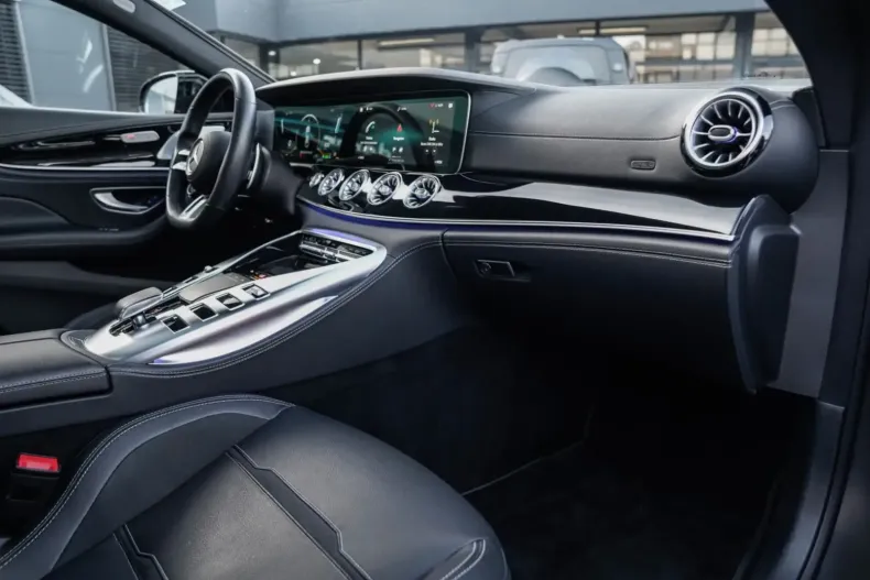 Mercedes-Benz AMG GT din 2022 cu 38.000 km - oferta MER119442 - foto 19