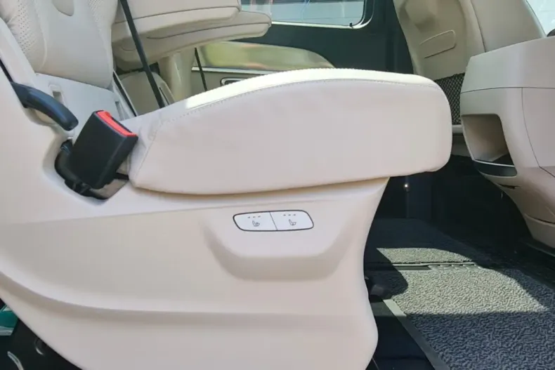 Mercedes-Benz V 300 din 2021 cu 80.750 km - oferta MER119449 - foto 7