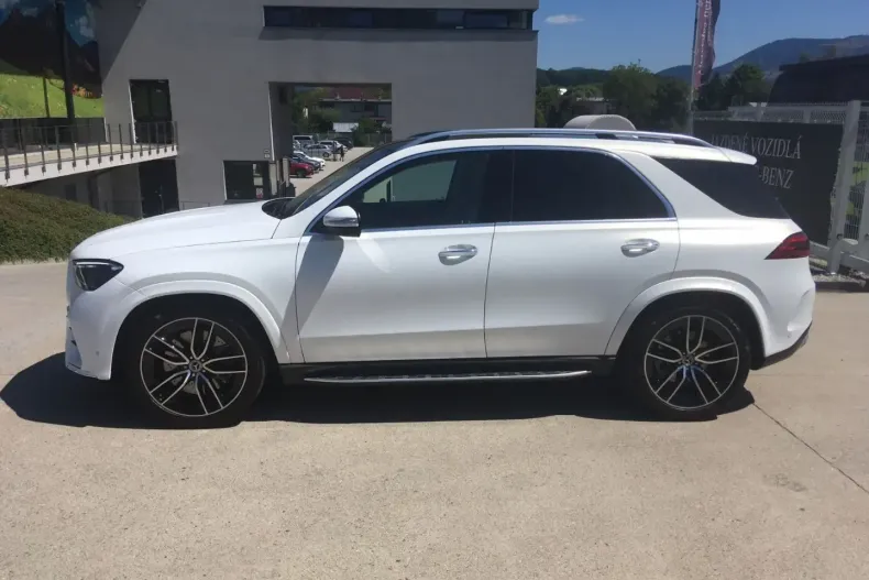 Mercedes-Benz GLE 450 din 2023 cu 17.000 km - oferta MER119456 - foto 4