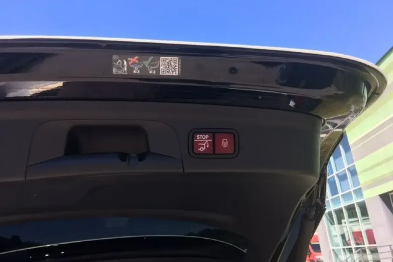 Mercedes-Benz GLE 450 din 2023 cu 17.000 km - oferta MER119456 - foto 14