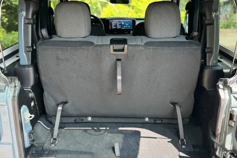 Jeep Wrangler din 2023 cu 37.859 km - oferta JEE119464 - foto 13