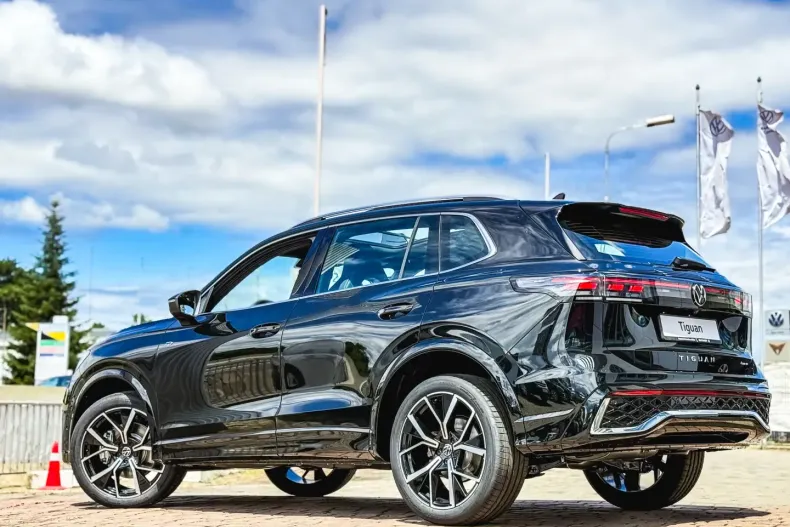 Volkswagen Tiguan din 2025 cu 1 km - oferta VOL119471 - foto 6