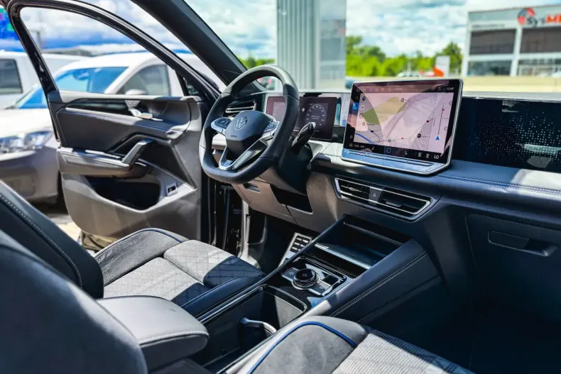 Volkswagen Tiguan din 2025 cu 1 km - oferta VOL119471 - foto 13