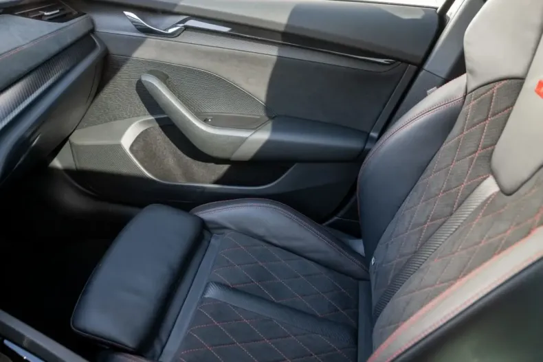 Skoda Octavia din 2023 cu 42.800 km - oferta SKO119477 - foto 22