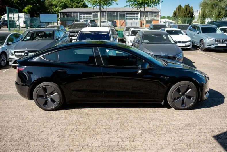 Tesla Model 3 din 2023 cu 24.351 km - oferta TES119480 - foto 4