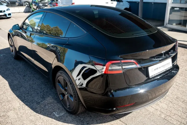 Tesla Model 3 din 2023 cu 24.351 km - oferta TES119480 - foto 7