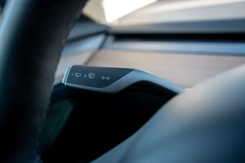 Tesla Model 3 din 2023 cu 24.351 km - oferta TES119480 - foto 25