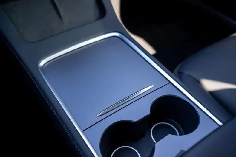 Tesla Model 3 din 2023 cu 24.351 km - oferta TES119480 - foto 29