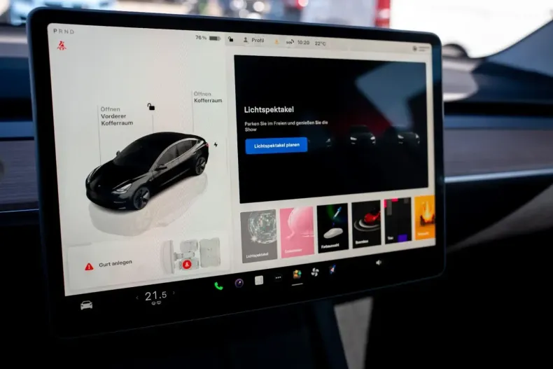 Tesla Model 3 din 2023 cu 24.351 km - oferta TES119480 - foto 36