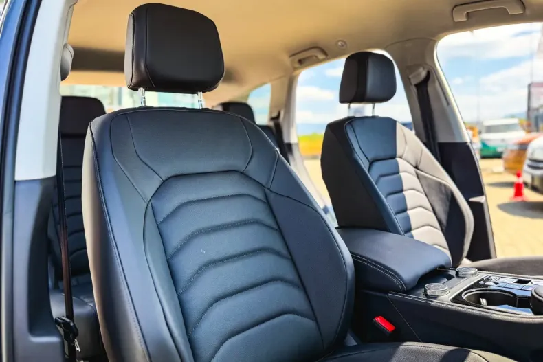 Volkswagen Touareg din 2025 cu 1 km - oferta VOL119481 - foto 9