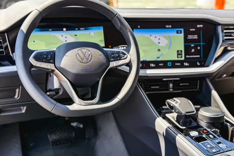 Volkswagen Touareg din 2025 cu 1 km - oferta VOL119481 - foto 13