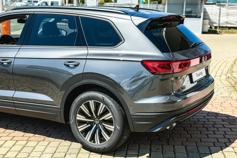 Volkswagen Touareg din 2025 cu 1 km - oferta VOL119481 - foto 26