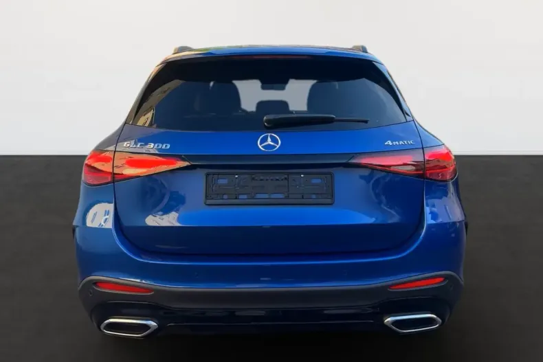 Mercedes-Benz GLC 300 din 2025 cu 9 km - oferta MER119482 - foto 2