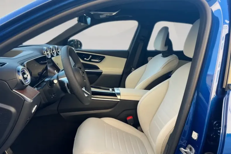 Mercedes-Benz GLC 300 din 2025 cu 9 km - oferta MER119482 - foto 11