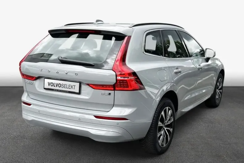 Volvo XC60 din 2024 cu 28.400 km - oferta VOL119485 - foto 2