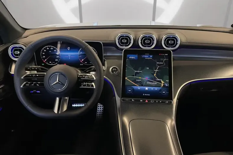 Mercedes-Benz GLC 300 din 2025 cu 8.500 km - oferta MER119486 - foto 7