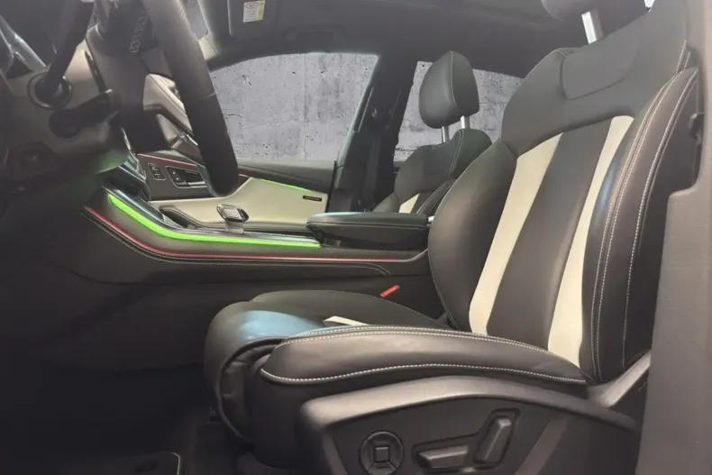 Audi Q8 din 2024 cu 21.600 km - oferta AUD119490 - foto 7