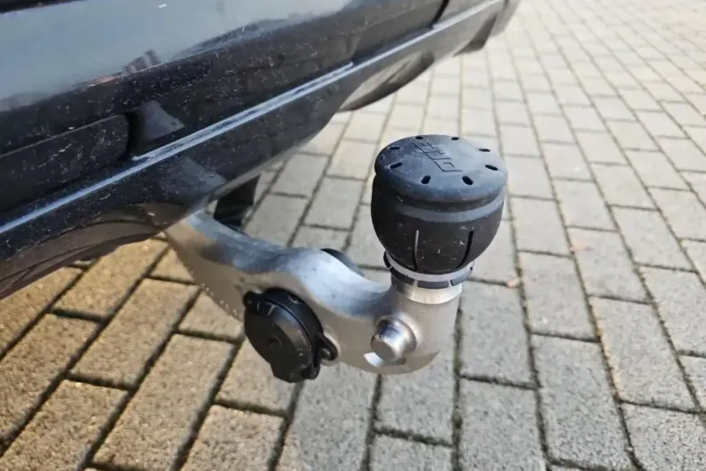 Mercedes-Benz GLC 300 din 2025 cu 18.000 km - oferta MER119494 - foto 4