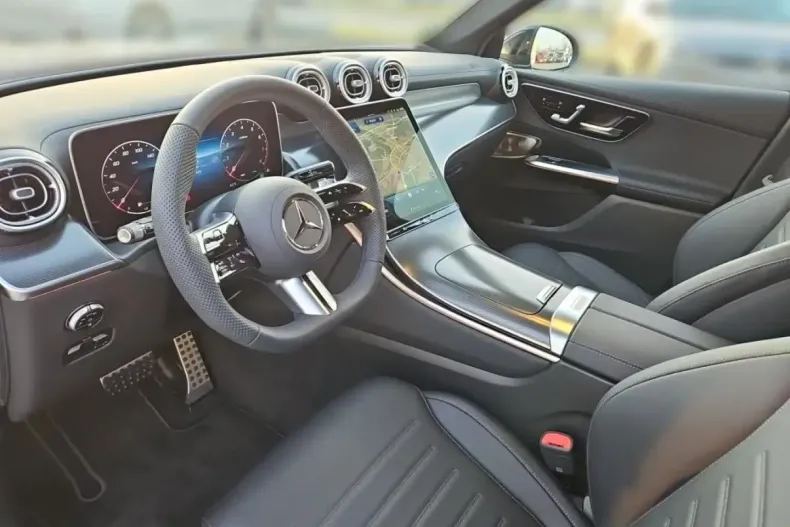 Mercedes-Benz GLC 300 din 2025 cu 18.000 km - oferta MER119494 - foto 9