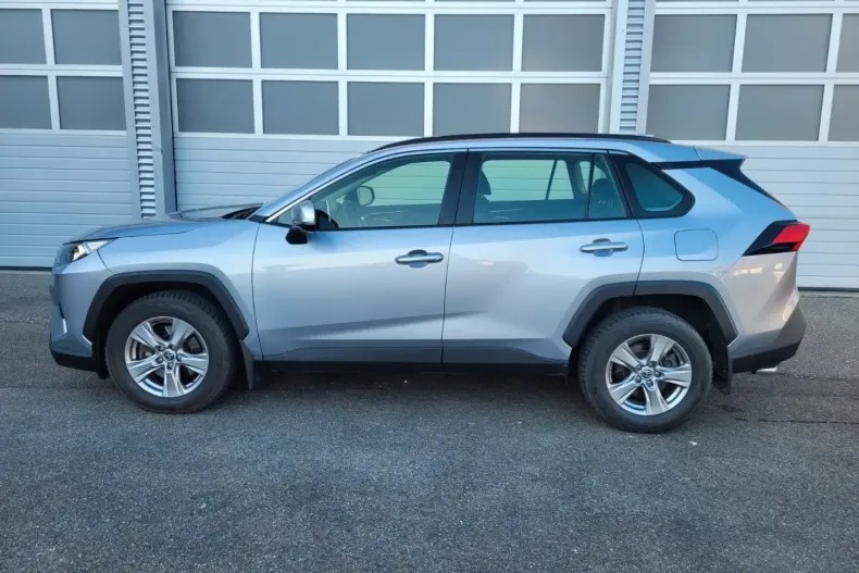 Toyota RAV4 din 2022 cu 65.850 km - oferta TOY119507 - foto 8