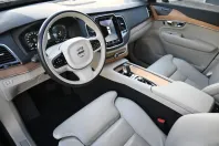 Volvo XC90 din 2021 cu 31.109 km - oferta VOL119509 - foto 1