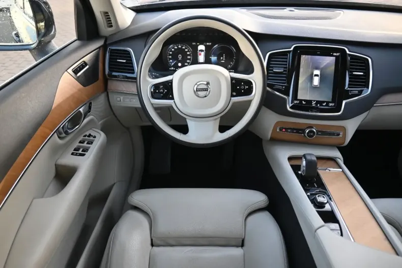 Volvo XC90 din 2021 cu 31.109 km - oferta VOL119509 - foto 20