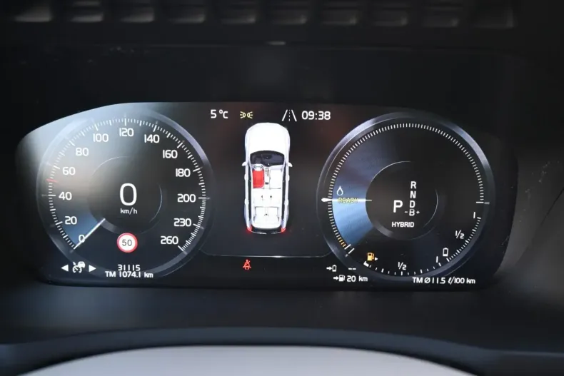 Volvo XC90 din 2021 cu 31.109 km - oferta VOL119509 - foto 21