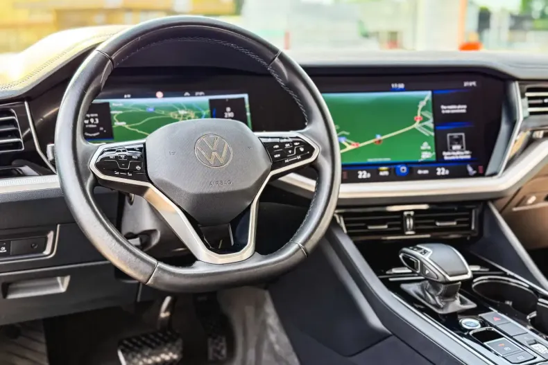 Volkswagen Touareg din 2021 cu 121.580 km - oferta VOL119513 - foto 6