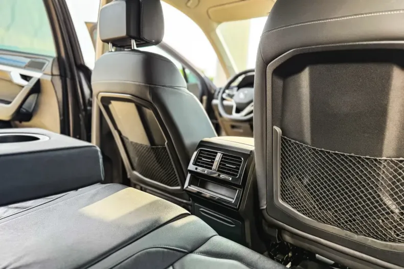 Volkswagen Touareg din 2021 cu 121.580 km - oferta VOL119513 - foto 8