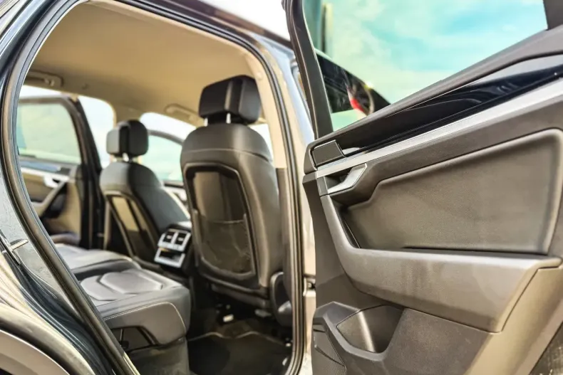 Volkswagen Touareg din 2021 cu 121.580 km - oferta VOL119513 - foto 27