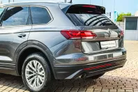 Volkswagen Touareg din 2021 cu 121.580 km - oferta VOL119513 - foto 29