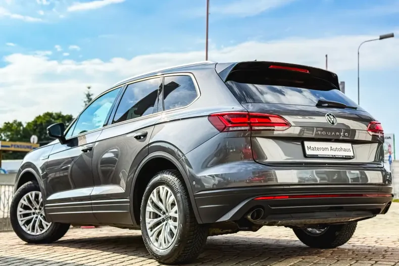 Volkswagen Touareg din 2021 cu 121.580 km - oferta VOL119513 - foto 30