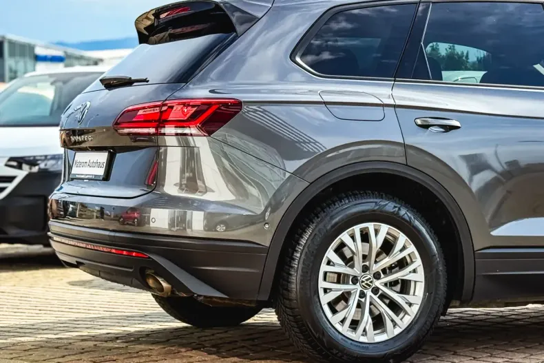 Volkswagen Touareg din 2021 cu 121.580 km - oferta VOL119513 - foto 32