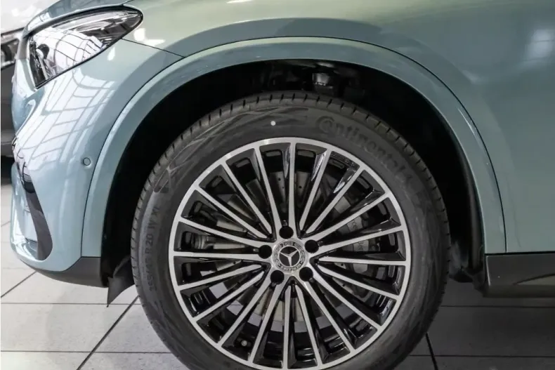 Mercedes-Benz GLC 300 din 2024 cu 15.000 km - oferta MER119515 - foto 4