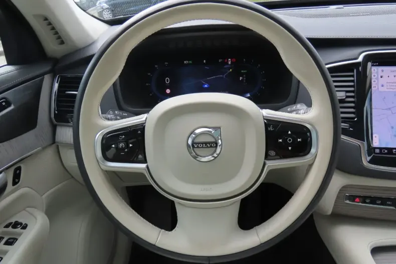 Volvo XC90 din 2023 cu 43.200 km - oferta VOL119518 - foto 13