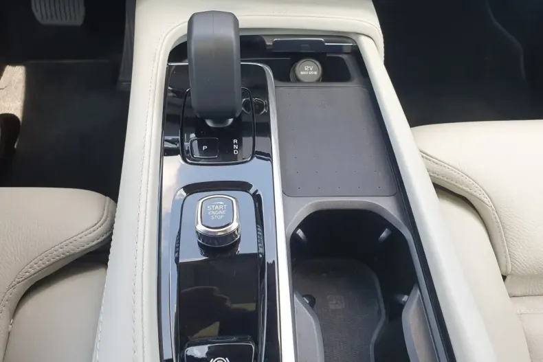 Volvo XC90 din 2023 cu 22.778 km - oferta VOL119519 - foto 29