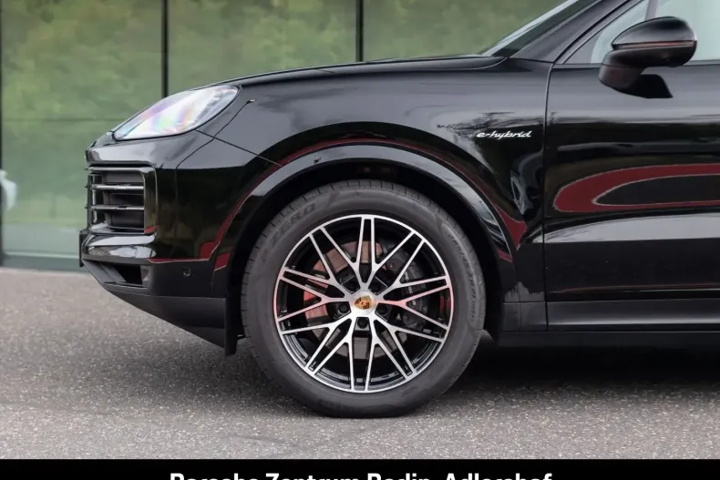 Porsche Cayenne din 2024 cu 25.579 km - oferta POR119522 - foto 16