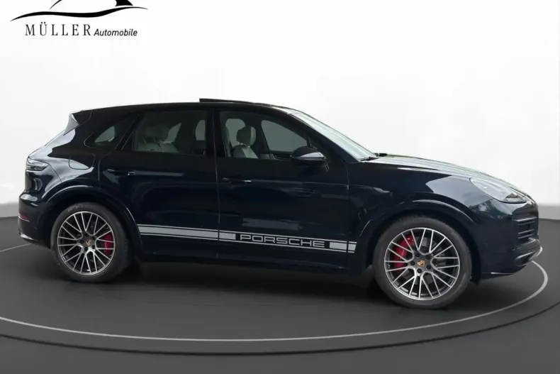 Porsche Cayenne din 2022 cu 56.331 km - oferta POR119523 - foto 5