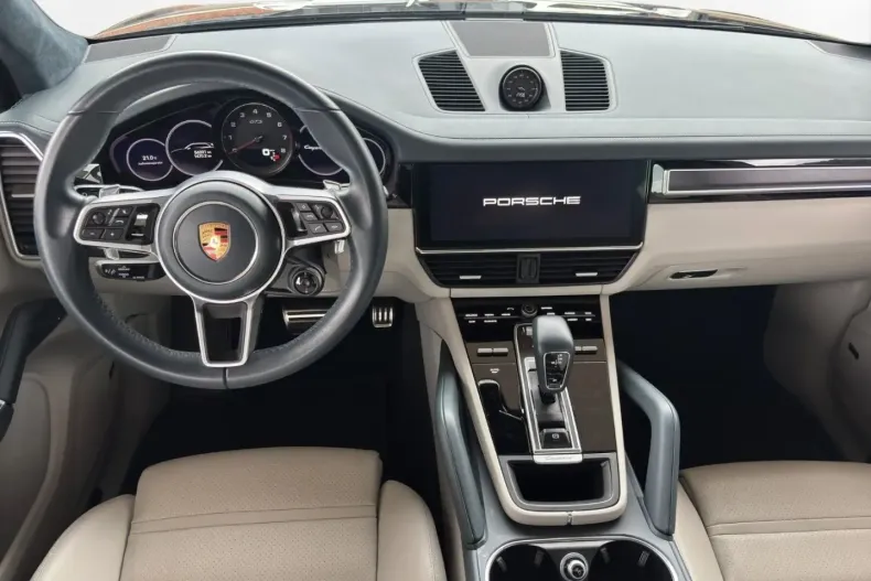 Porsche Cayenne din 2022 cu 56.331 km - oferta POR119523 - foto 8