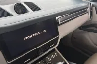 Porsche Cayenne din 2022 cu 56.331 km - oferta POR119523 - foto 14