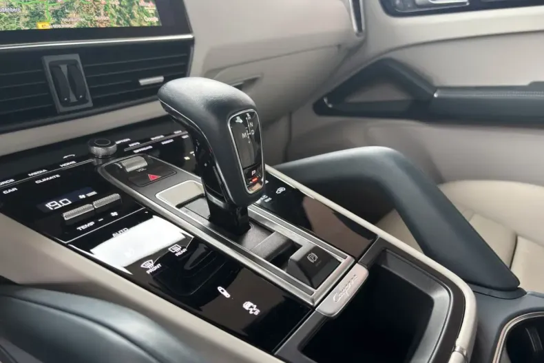 Porsche Cayenne din 2022 cu 56.331 km - oferta POR119523 - foto 15