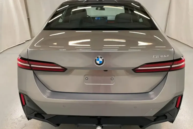 BMW 520 din 2024 cu 9.980 km - oferta BMW119526 - foto 5