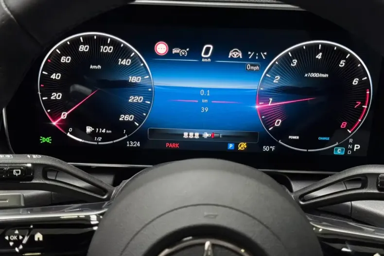 Mercedes-Benz GLC 300 din 2025 cu 40 km - oferta MER119529 - foto 13