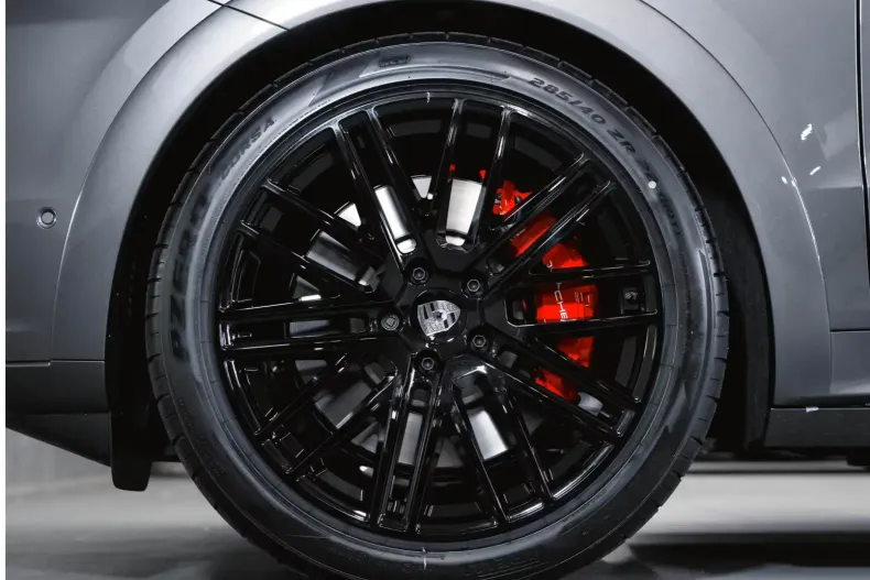 Porsche Cayenne din 2025 cu 9.900 km - oferta POR119530 - foto 19