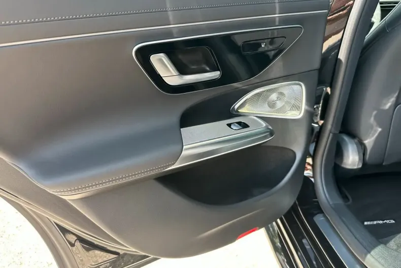 Mercedes-Benz E 53 AMG din 2024 cu 8.322 km - oferta MER119539 - foto 10