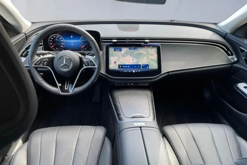 Mercedes-Benz E 220 din 2024 cu 29.639 km - oferta MER119542 - foto 11