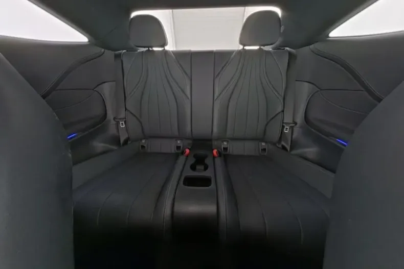 Mercedes-Benz CLE 300 din 2024 cu 44.733 km - oferta MER119544 - foto 10