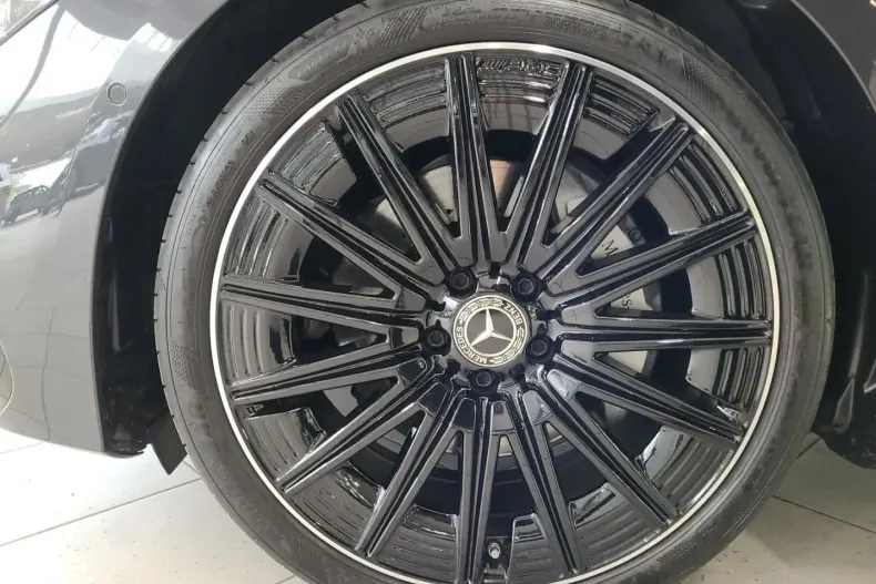 Mercedes-Benz CLE 300 din 2024 cu 18.500 km - oferta MER119545 - foto 5