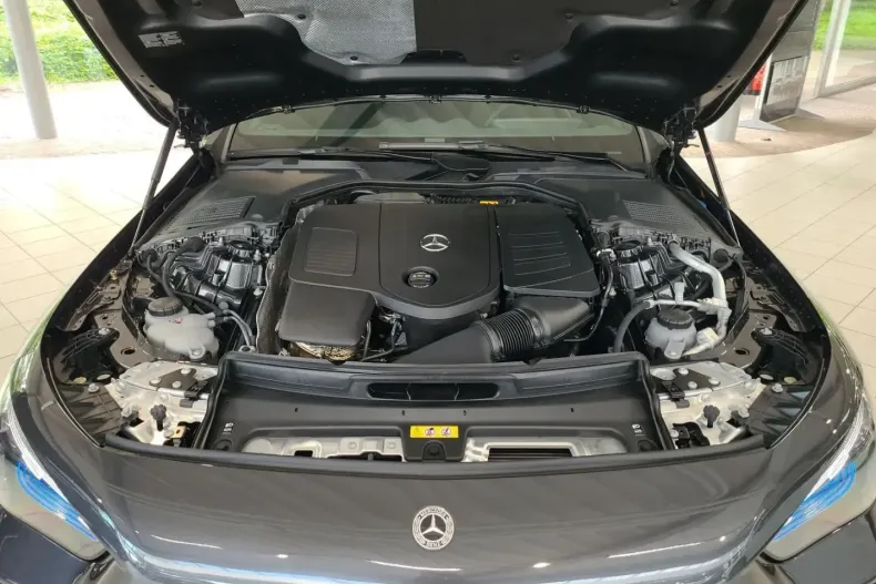 Mercedes-Benz CLE 300 din 2024 cu 18.500 km - oferta MER119545 - foto 7