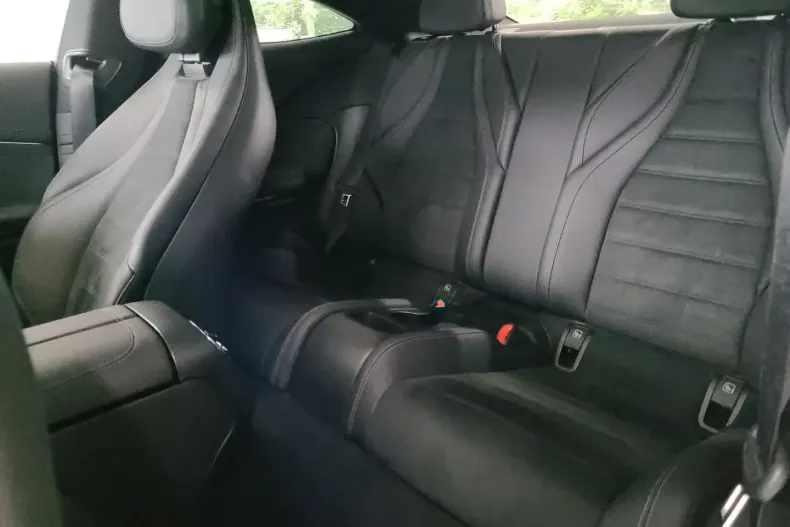 Mercedes-Benz CLE 300 din 2024 cu 18.500 km - oferta MER119545 - foto 12